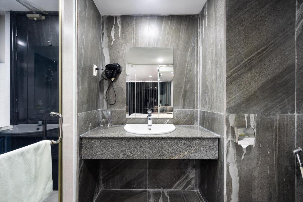 Căn hộ The Arrivals-studio Apartment-pool And Skybar-sg *